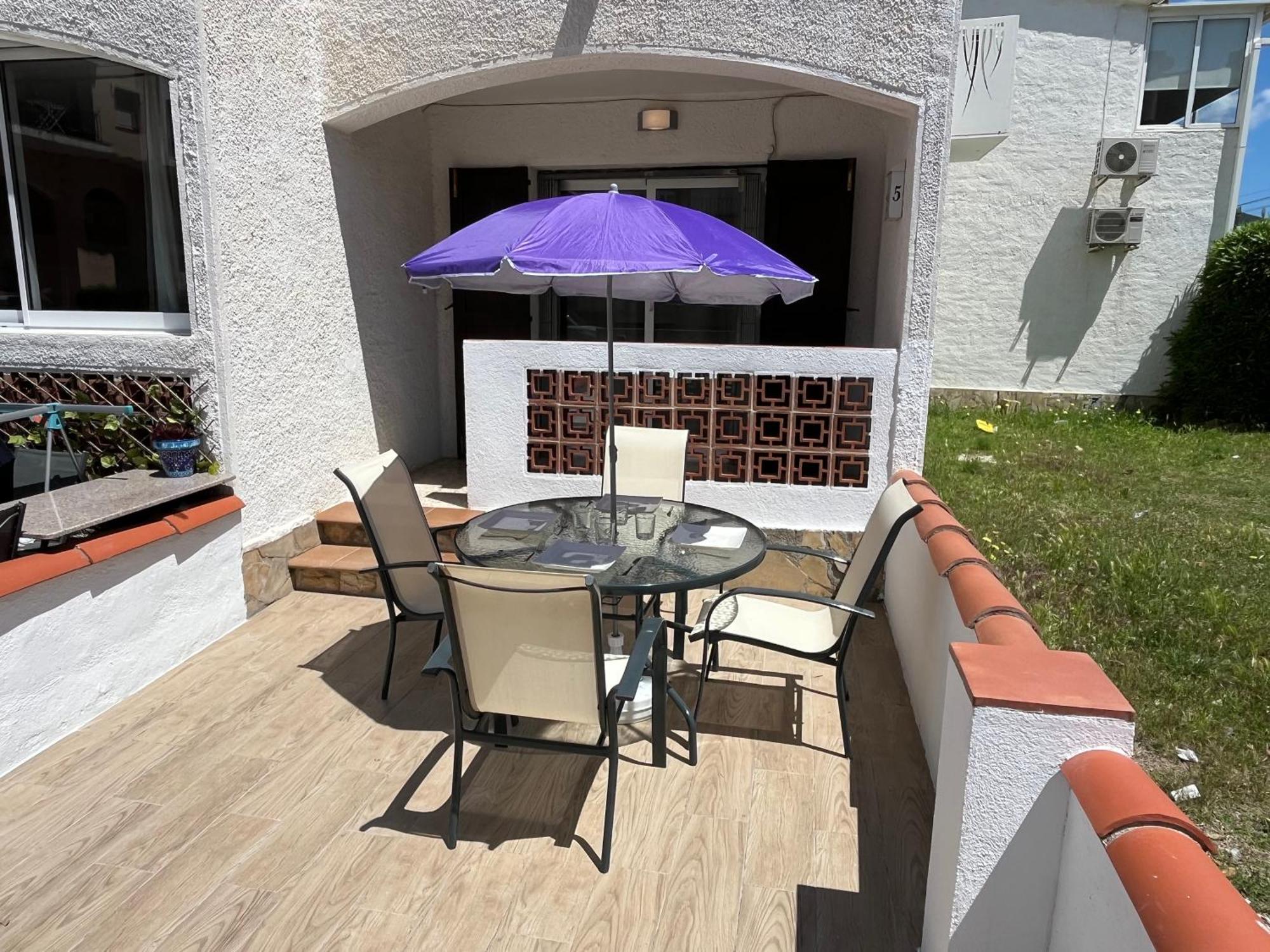 Appartement Situe A 100 M De La Plage Empuriabrava Exteriér fotografie